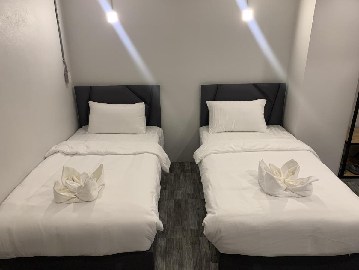 Life Hotel Rong Khun Ban Mai  Dış mekan fotoğraf