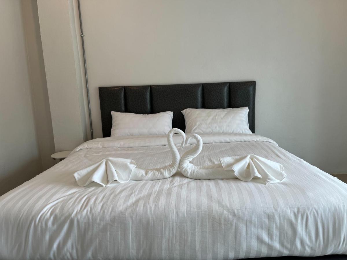 Life Hotel Rong Khun Ban Mai  Dış mekan fotoğraf